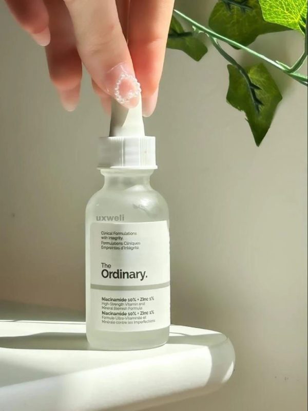 The Ordinary Niacinamide 10% + Zinc 1 % |oil Control, Pore Minimizing & Blemish Solution Serum
