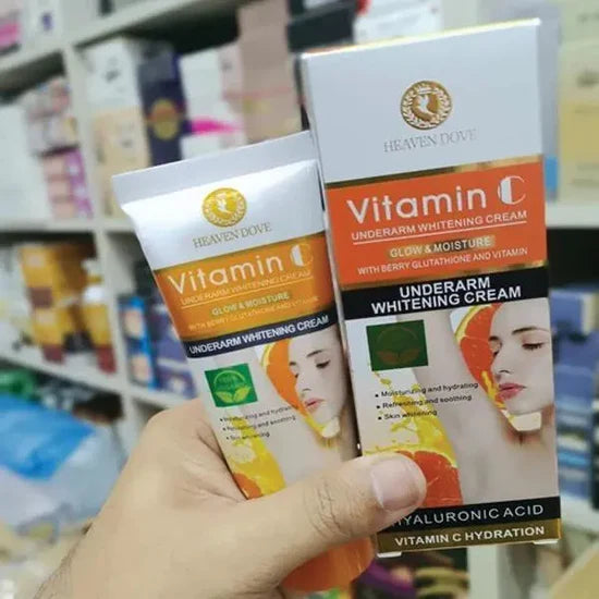 Smooth brightening texture of Rejuvenating Underarm Whitening Cream with Vitamin C — gentle and effective skin-lightening formula.