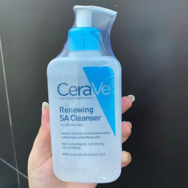 Cerave Renewing Sa Cleanser With Salicylic Acid & Ceramides – (237ml)