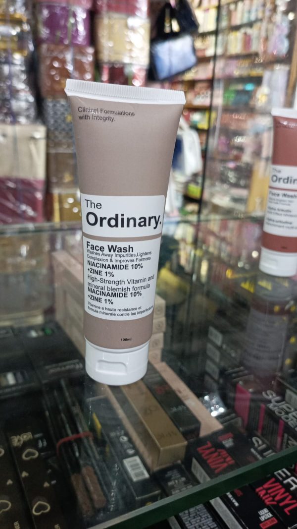 facewash for oily skin in pakistan